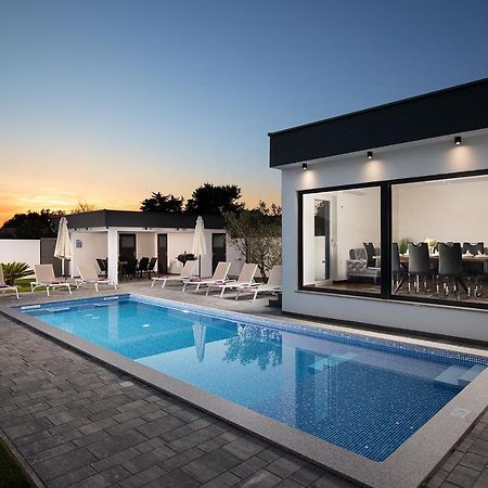 Villa L&L ميدولين المظهر الخارجي الصورة