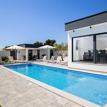 Villa L&L ميدولين المظهر الخارجي الصورة